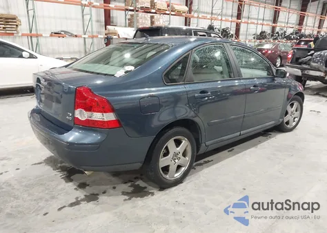 2005 Volvo S40 T5 Awd z USA, uszkodzony, nr VIN YV1MH682052073605